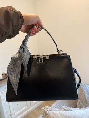 Tory Burch Navy Eleanor Satchel